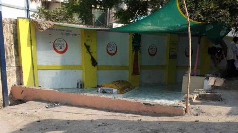 ગેરકાયદે દબાણ