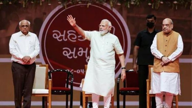 પીએમ મોદી ગાંધીનગર