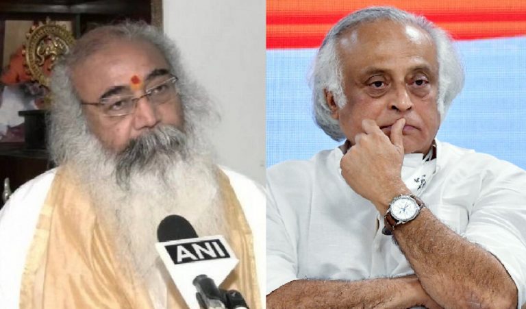 twitter fight b/w congress leaders