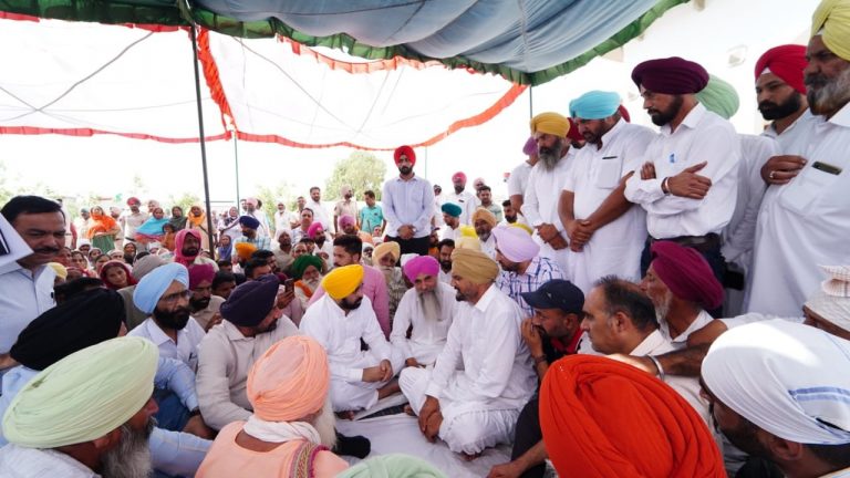 CM Mann meets Moosewala Family