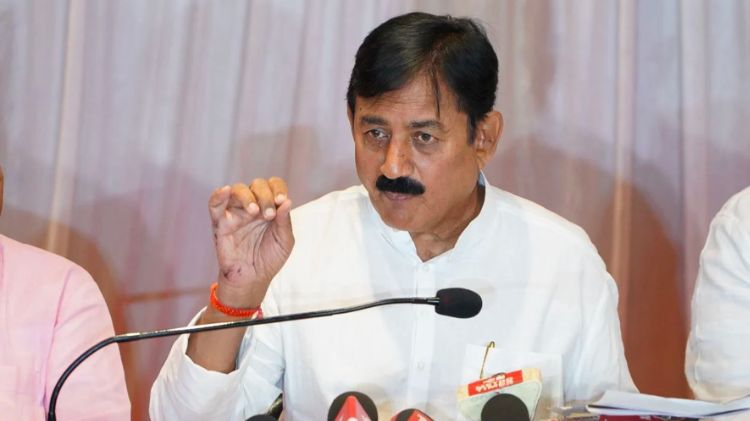 ભરતસિંહ સોલંકી ફરી રાજકારણમાં આવશે