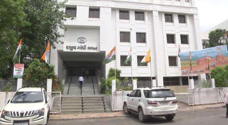 unrest in gujarat congress