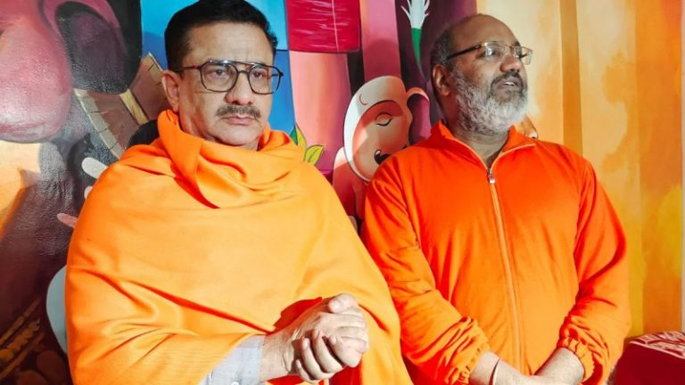 વસીમ રીઝવીની પુસ્તક બેન કરવાનો SC નો ઇન્કાર