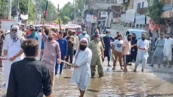 shia muslims again attacked in pakistan