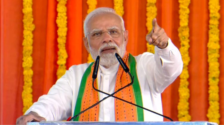 પીએમ મોદીએ અર્બન નક્સલોને આડેહાથ લીધા