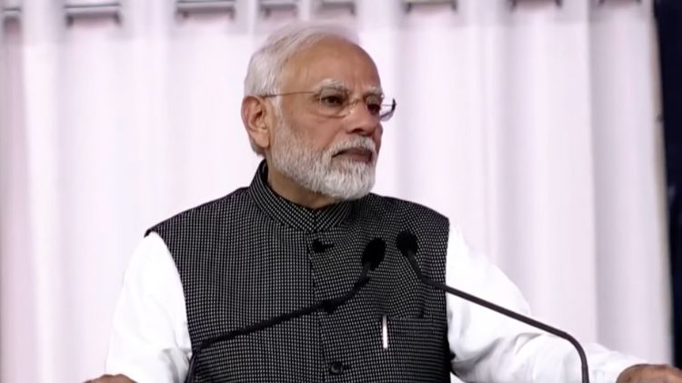 મોદી વડોદરામાં