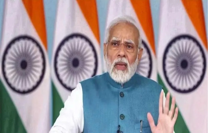 પીએમ મોદીએ કલમવાળા નક્સલવાદીઓને