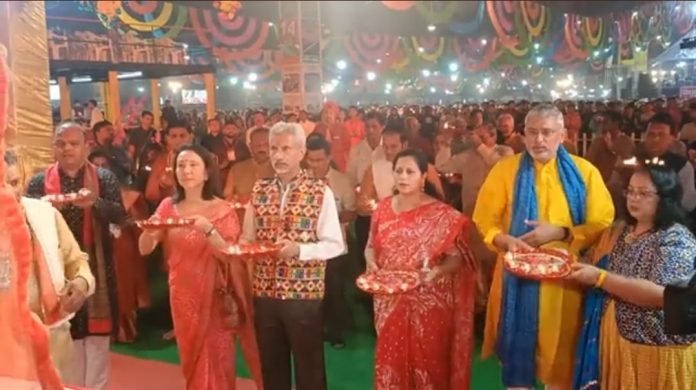 Foreign Minister in garba