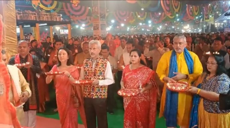 Foreign Minister in garba