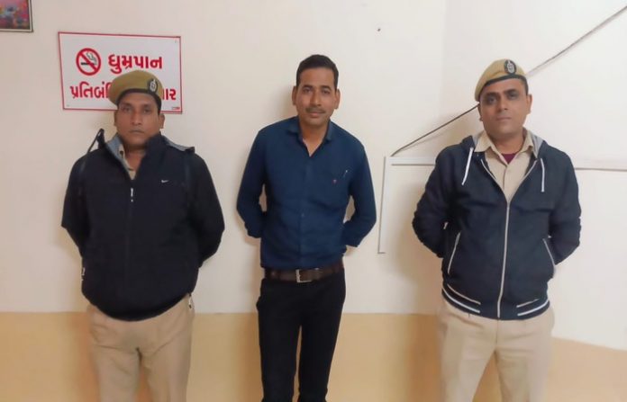 મહેશ બાસ્ટીકરની જૈન મુનિ