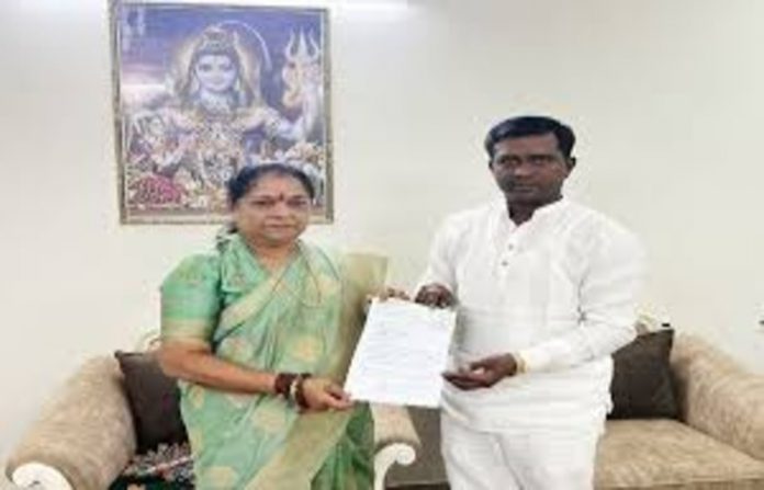 ઝાલોદના ધારાસભ્ય ભાવેશ કટારાનું રાજીનામું