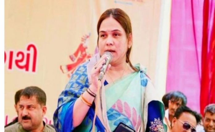 Kamini ba to join BJP