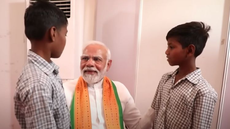 પીએમ મોદી અવિ અને જય