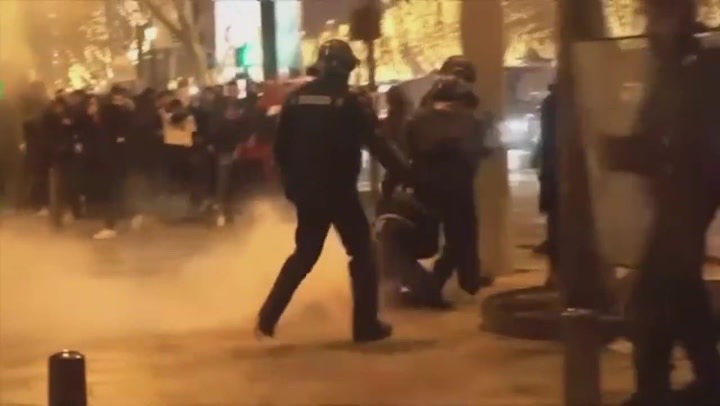 Clashes Broke out in Paris after worldcup defeat