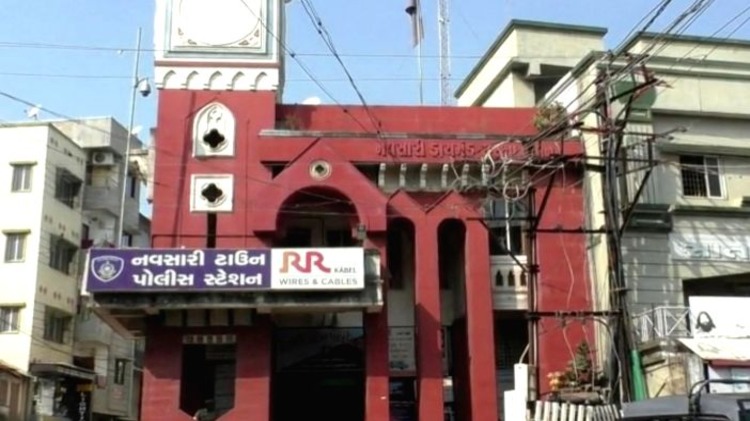 નવસારી લાઇવ ન્યુઝ ચેનલ