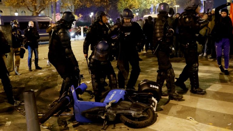Riots in France after the Moroccan victory