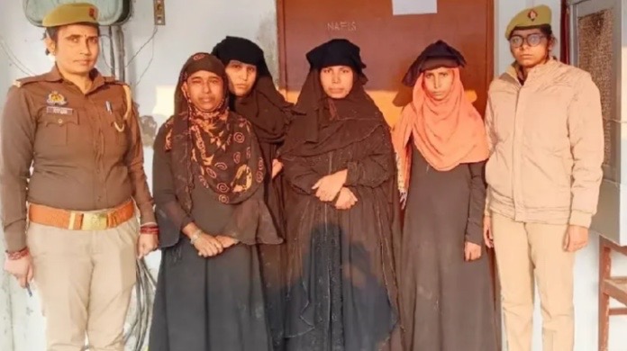 Ganja smuggling under burkha