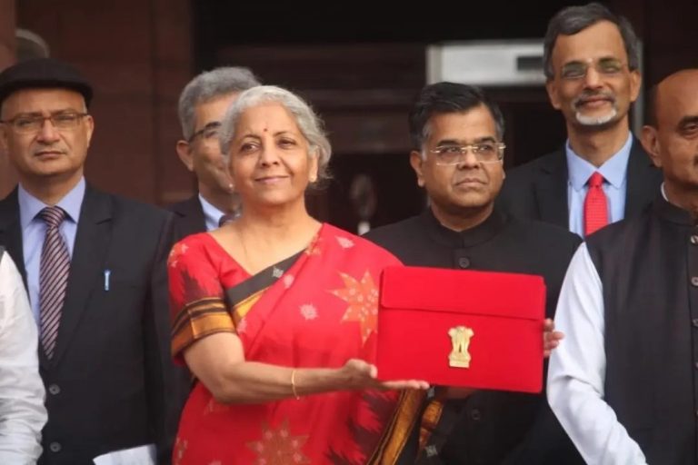 નાણામંત્રી રજુ કરી રહ્યા છે Budget 2023