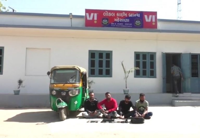 અમદાવાદની કુખ્યાત ચોર ગેંગ મેહસાણાથી ઝડપાઇ