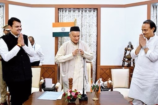 સરકાર બનાવતા પહેલા શરદ પવારે કરી હતી વાત