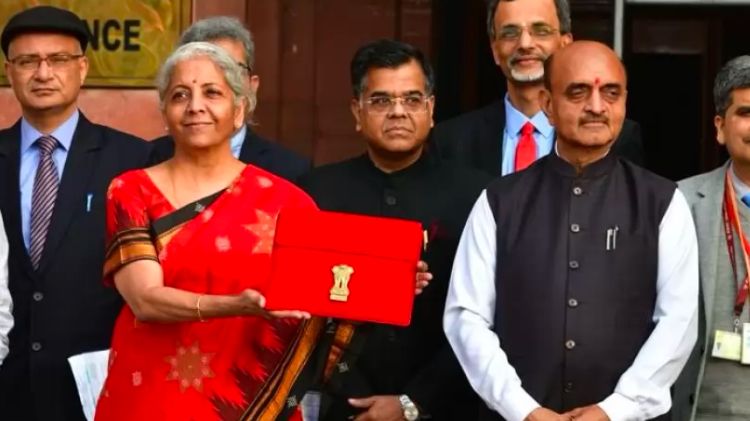 બજેટ યુવાનો લાભ
