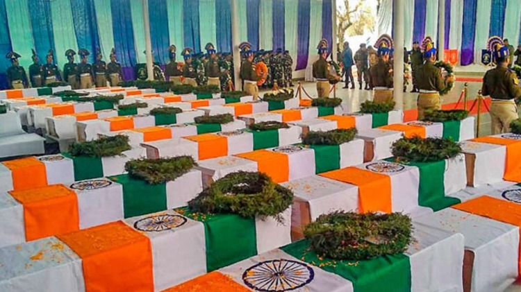પુલવામાં હુમલામાં વીરગતિ જવાનોની