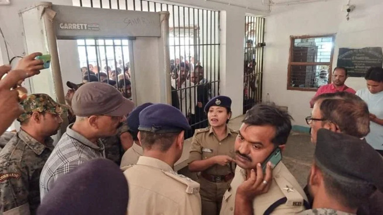 બિહારના સહરસાની કોર્ટમાં હત્યા