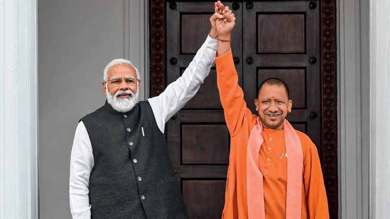 લોકસભા ચૂંટણી અંગેના સર્વેમાં 52% લોકો માને છે કે યોગી આદિત્યનાથનું કામ ઘણું સારું છે.
