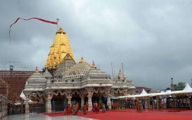 અંબાજીમાં મળતો રહેશે મોહનથાળ પ્રસાદ