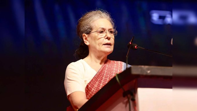 સોનિયા ગાંધીની વિવાદાસ્પદ ટિપ્પણી