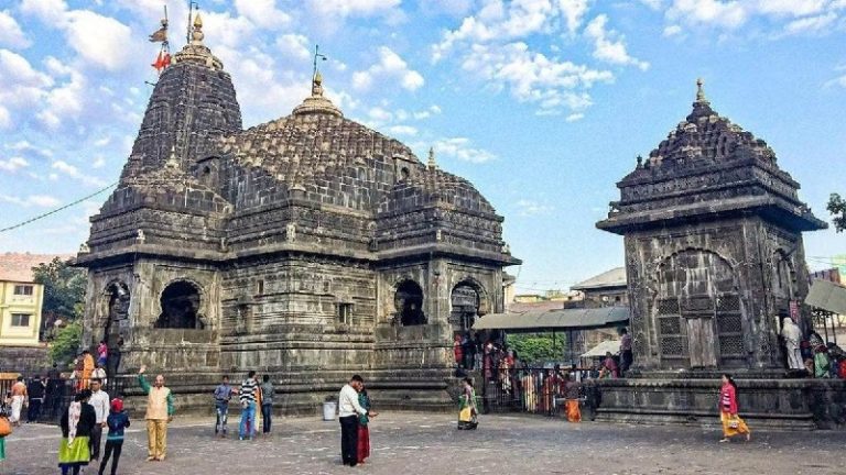 નાસિકના ત્રંબકેશ્વર મંદિરનું શુદ્ધિકરણ