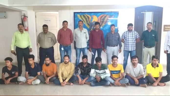 ચંડોળા 13 ગેરકાયદેસર બાંગ્લાદેશીઓ ઝડપાયા