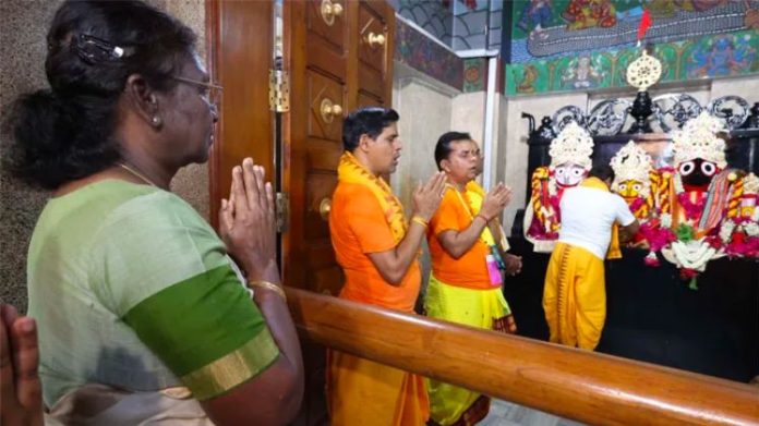 રાષ્ટ્રપતિ મંદિર ભેદભાવ સત્ય