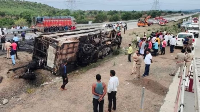 મહારાષ્ટ્ર બસ અકસ્માત