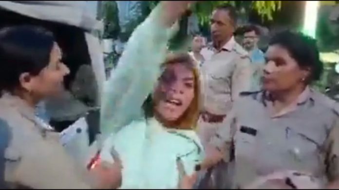 યુપી વિડીયો મુસ્લિમ મહિલા