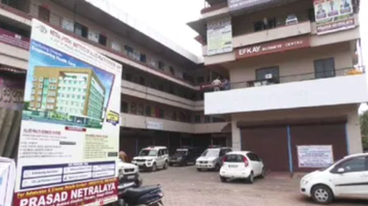 ઉડુપી વિદ્યાર્થીનીઓ સસ્પેન્ડ