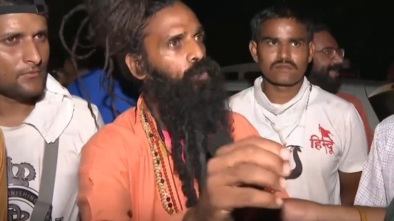હરિયાણાના મેવાતમાં ઇસલામી આતંકીઓ દ્વારા ભારે હિંસા આચરવામાં આવી હતી.