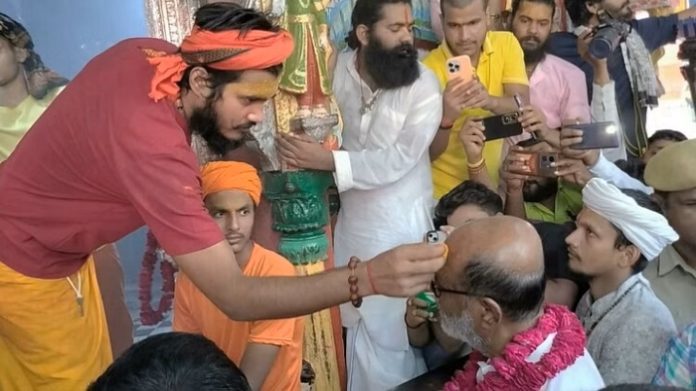 હનુમાનગઢી - રજનીકાંત