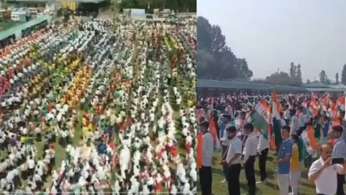 જમ્મુ-કાશ્મીરના પુલવામામાં તિરંગા યાત્રામાં