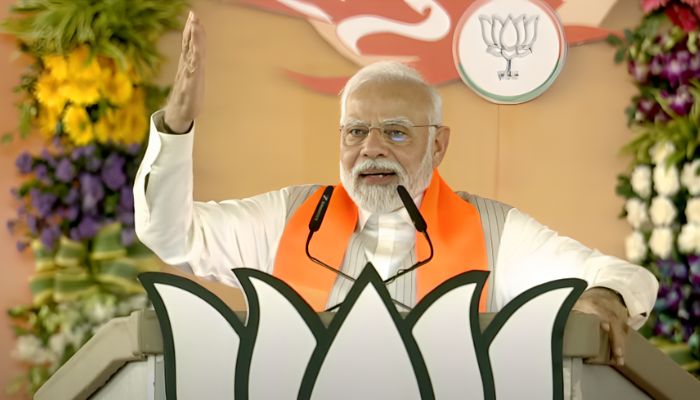 મોદી કોંગ્રેસ અર્બન નક્સલીઓ