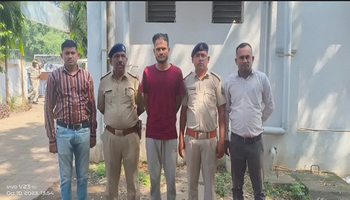 સેલંબામાં ફરીયાદી વસીમ આરોપી