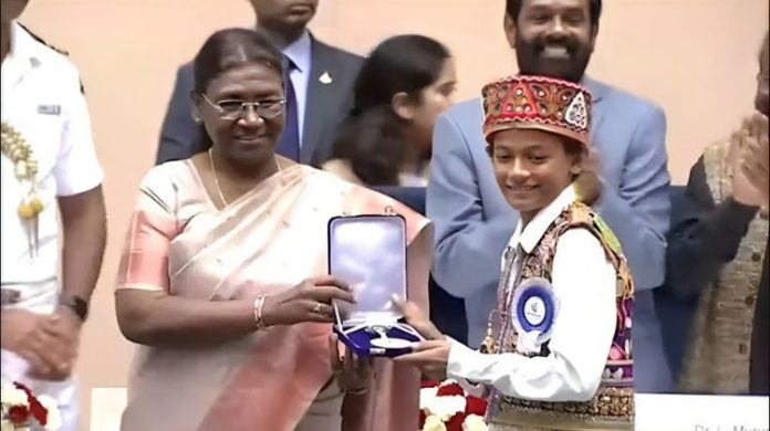 'છેલ્લો શો'ના ભાવિન પુરસ્કાર સર્વશ્રેષ્ટ બાળ કલાકાર રાષ્ટ્રપતિ