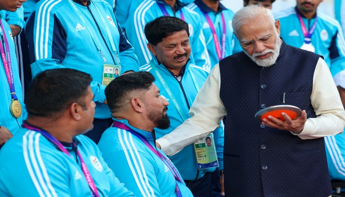 નરેન્દ્ર મોદીએ દિવ્યાંગ રમતવીરો