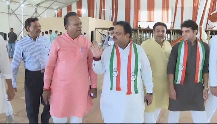 રઘુ શર્માએ કોંગ્રેસને વેચી