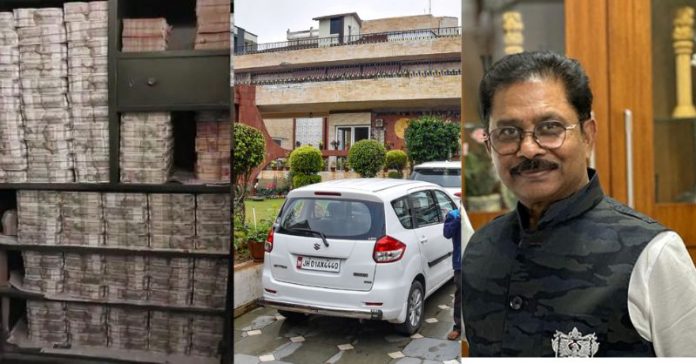 કોંગ્રેસ સાંસદ ધીરજ
