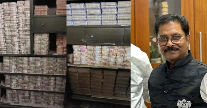 કોંગ્રેસ સાંસદ ધીરજ રેડ