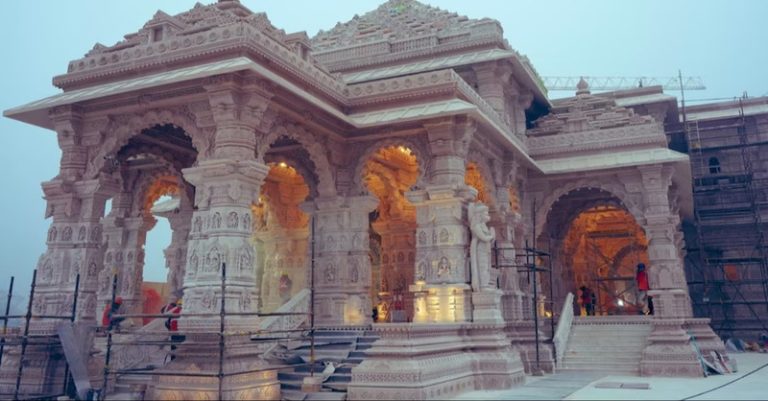 અયોધ્યાના રામ મંદિરમાં અનુષ્ઠાન