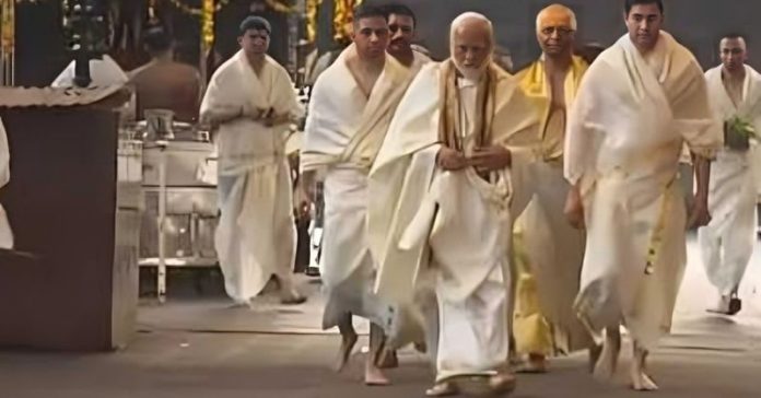 કેરળના ગુરુવાયુર મંદિરમાં PM મોદીએ મુલાકાત