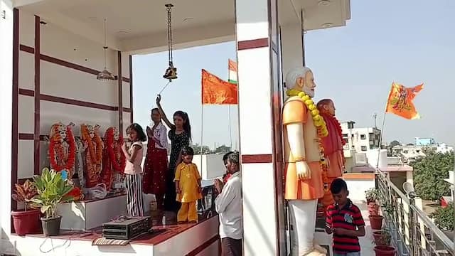 અંકલેશ્વરના મંદિર મોદી યોગીની