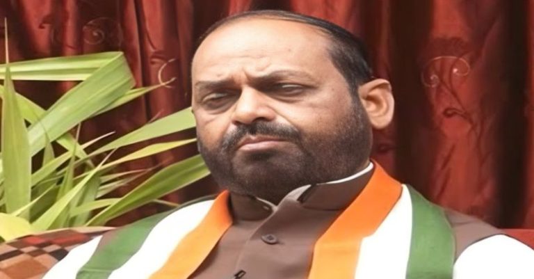 કોંગ્રેસના નારણ રાઠવા ભાજપમાં